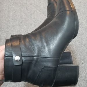 Zara Black Zip Up Ankle Booties
